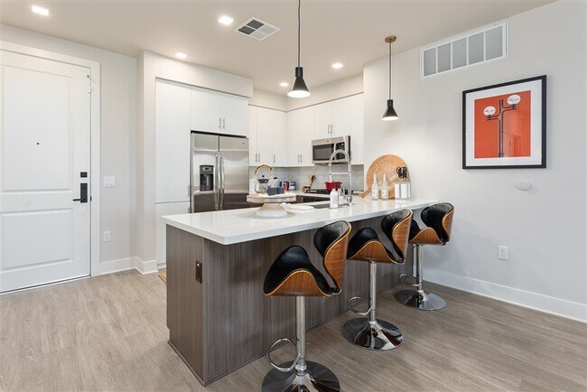 The Retreat at Rio Salado, Tempe, AZ 85288 - photo 5