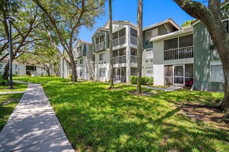 2037 Polo Gardens Dr, Wellington, FL 33414