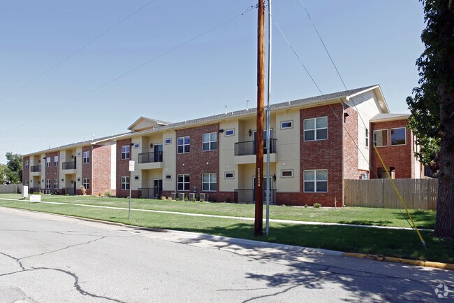 715 Monnett, Norman, OK 73069 - photo 7