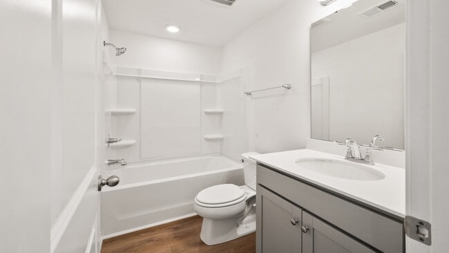 4633 Forest Hills Dr unit 1404, North Charleston, SC 29418 - photo 4