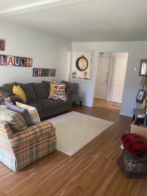 Heritage Square at Aberdeen, Matawan, NJ 07747 - photo 7