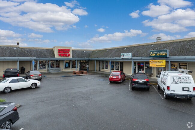 McKinleyville shopping includes Harbor Freight in Valley West.