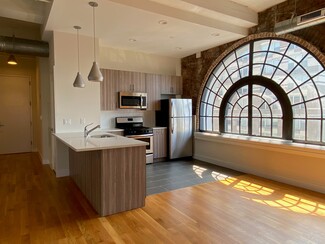 275 Magnolia Ave, Jersey City, NJ 07306