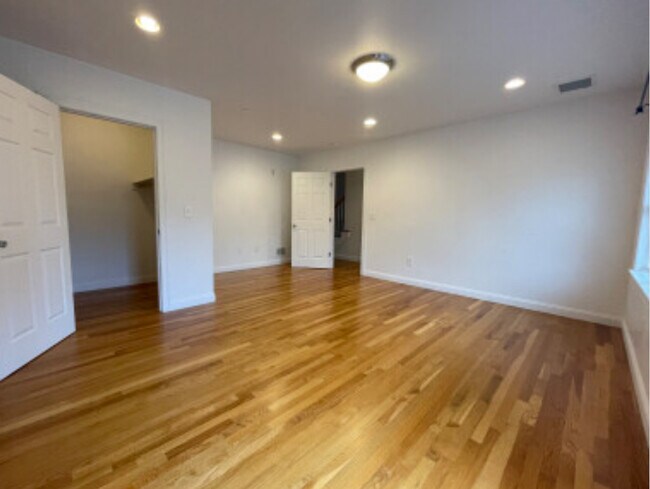 59 Circuit St unit 59, Roxbury, MA 02119 - photo 6