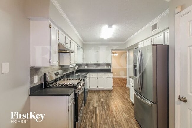 5695 Sugar Creek Ct, Norcross, GA 30093 - photo 6