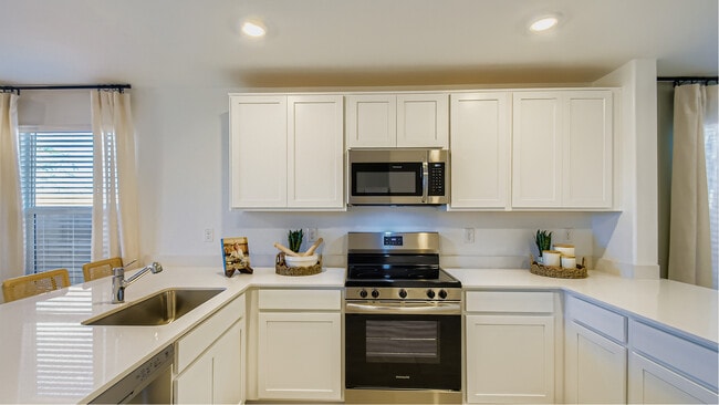 17408 N Del Mar Ave, Maricopa, AZ 85138 - photo 3