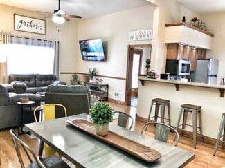 1406 Shelby St, Indianapolis, IN 46203