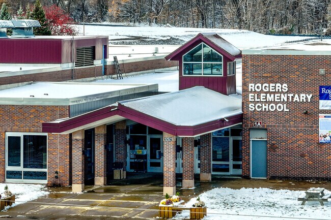 With a focus on STEM, Rogers Elementary School earns an outstanding overall A- grade from Niche.