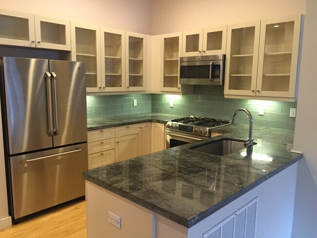 75 Hamilton St unit 4A, Cambridge, MA 02139 - photo 7