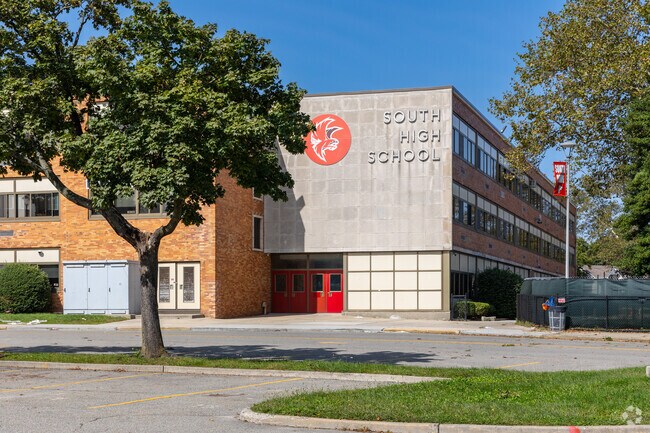 Valley Stream South High School is where collaboration and creativity thrive.