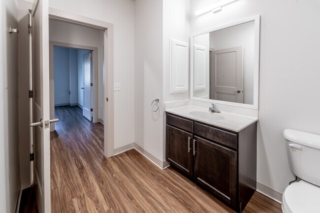 Crescent Place, Arlington Heights, IL 60004 - photo 5