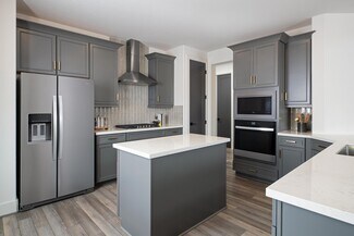 10026 Red Knot St Unit 37292405, Mont Belvieu, TX 77523