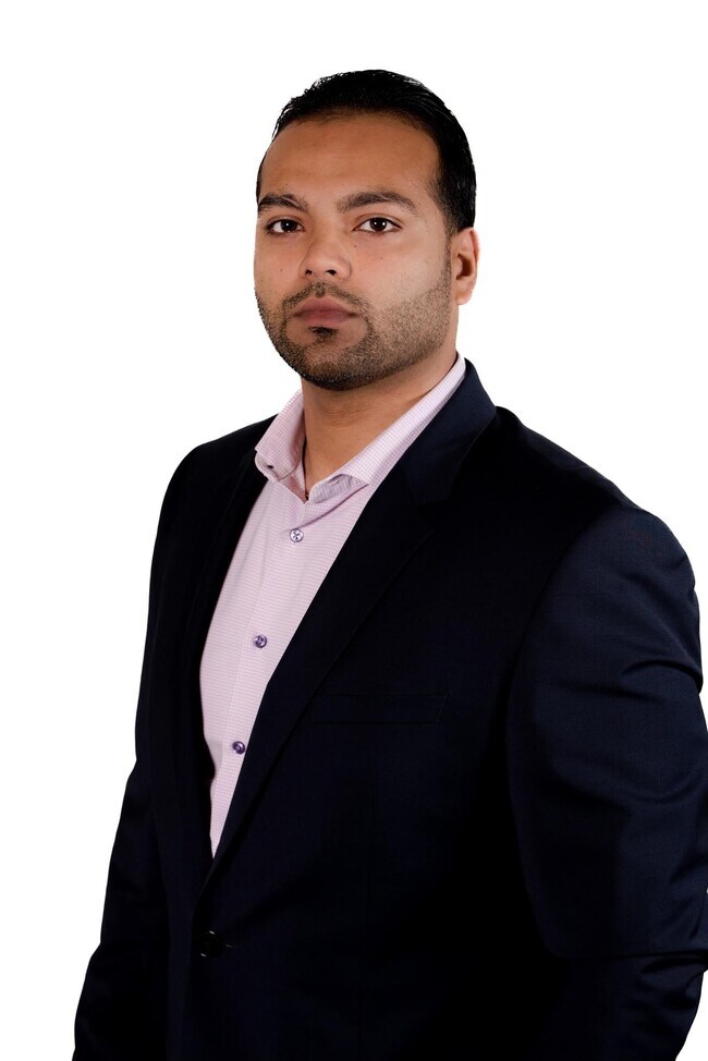 Agent Photo