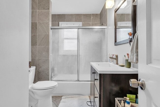 160 Saint Alphonsus St unit 2, Boston, MA 02120 - photo 3