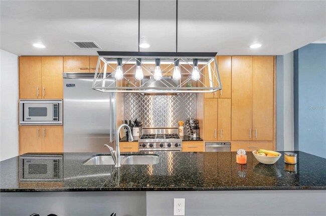 Grand Central at Kennedy West unit 1218, Tampa, FL 33602 - photo 3