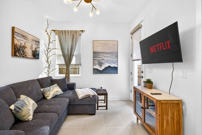 1734 W Cherry St unit ID1372960P, Tampa, FL 33607 - photo 3