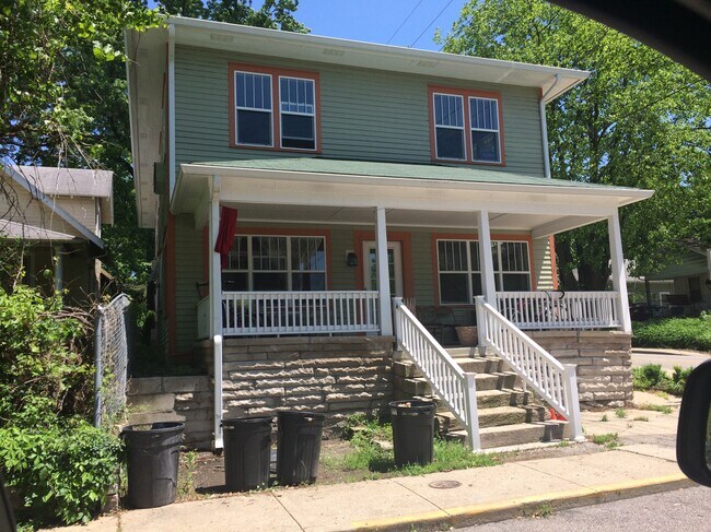 1429 S Washington St unit 6, Bloomington, IN 47401 - photo 4