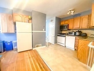 256 Southern Artery Unit 1, Quincy, MA 02169