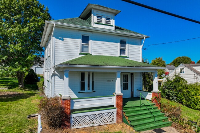 American Foursquare homes in South Union Township offer classic architecture and spacious interiors.