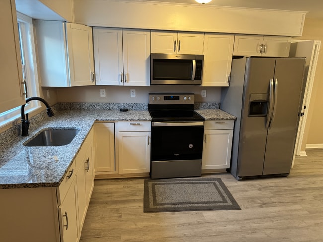 277 Specks Run Rd unit 1, Bunker Hill, WV 25413 - photo 6