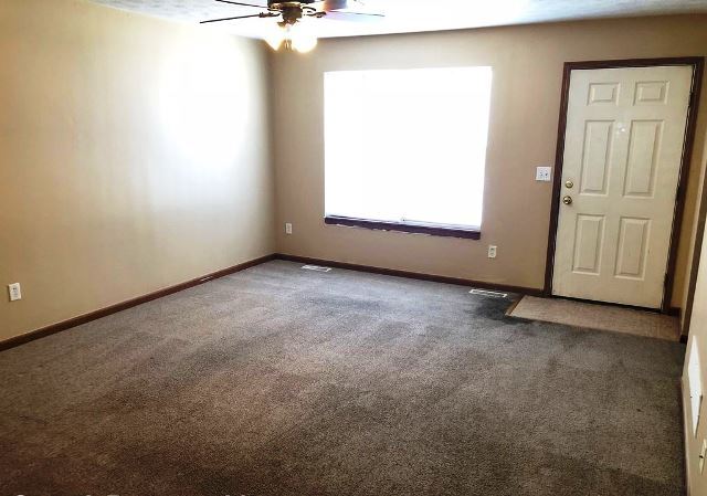 3407 Bohmer Dr unit 1, Bloomington, IL 61704 - photo 6