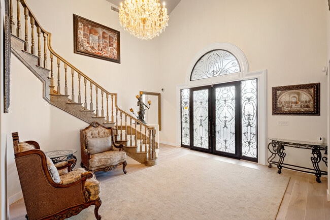 3331 Oakmont View Dr, Glendale, CA 91208 - photo 4