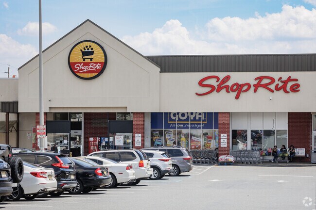 Shop Rite offers dependable, reasonably priced groceries for residents in Passaic, NJ.