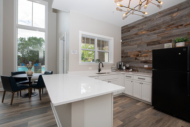 The Landings of Lake Zurich, Lake Zurich, IL 60047 - photo 4