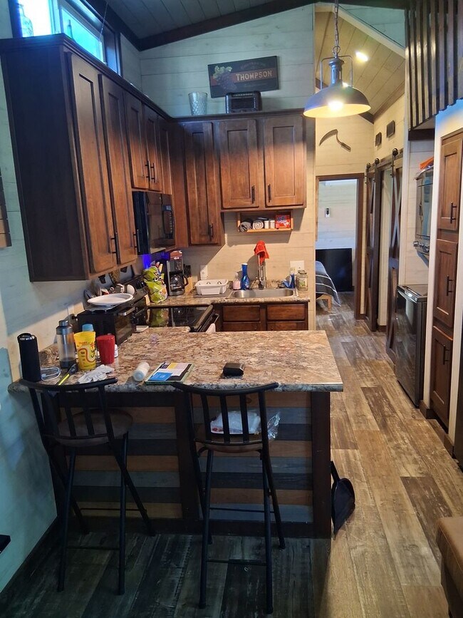 31 Rest Awhile Ln, Flat Rock, NC 28731 - photo 4