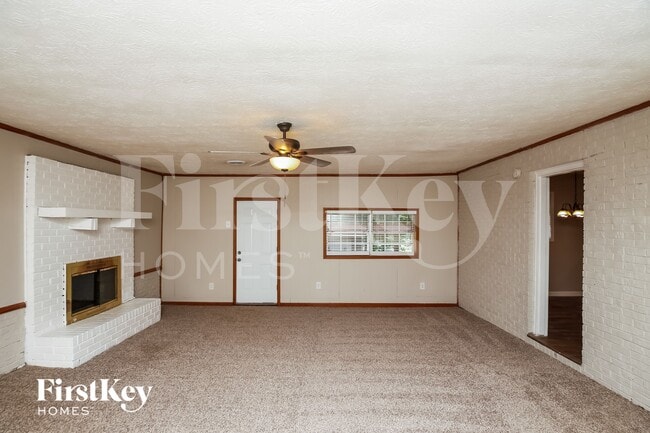 2422 Chestnut Log Ln, Lithia Springs, GA 30122 - photo 3