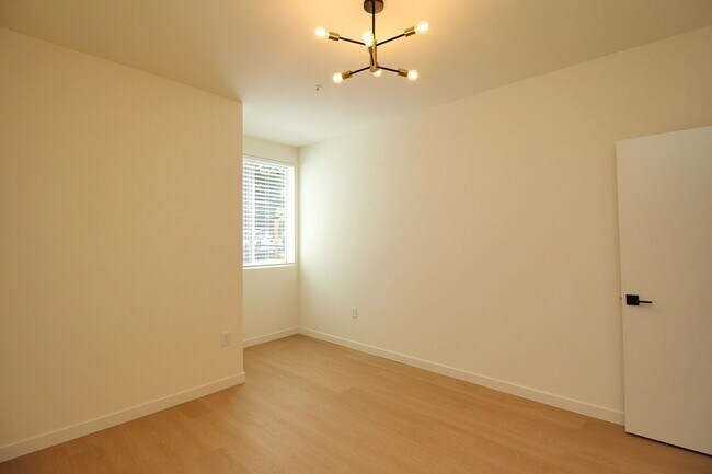 7530 N Richmond Ave unit 203, Portland, OR 97203 - photo 4