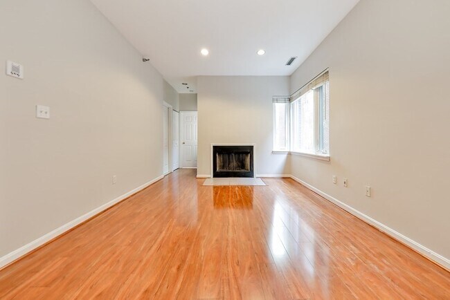110 Strathmore Rd unit 204, Brighton, MA 02135 - photo 4