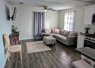 632 Ave B, Westwego, LA 70094