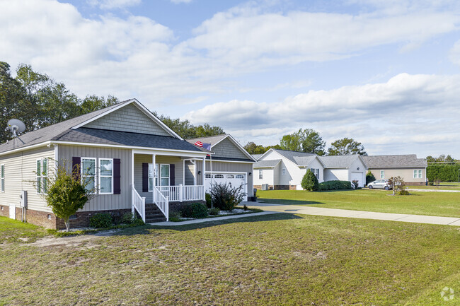 Many of the homes of the Meadow area are part of newer built communities.