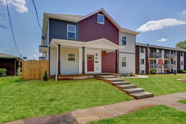 509 E Madison St unit B, Springfield, MO 65806 - photo 2