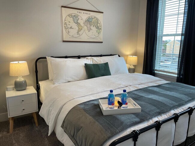 2875 Olentangy River Rd unit ID1257789P, Columbus, OH 43202 - photo 4