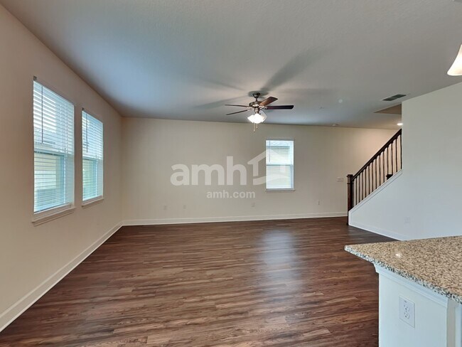 4647 Reisswood Loop, Palmetto, FL 34221 - photo 6