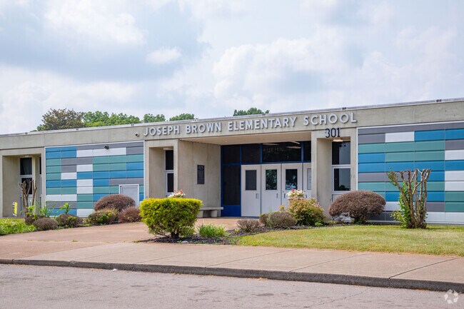 J.R. Baker Elementary serves young students from Hopewell, Tennessee.