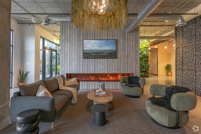 The Anthem at Square 10 - 2nd Floor Lounge & Game Room