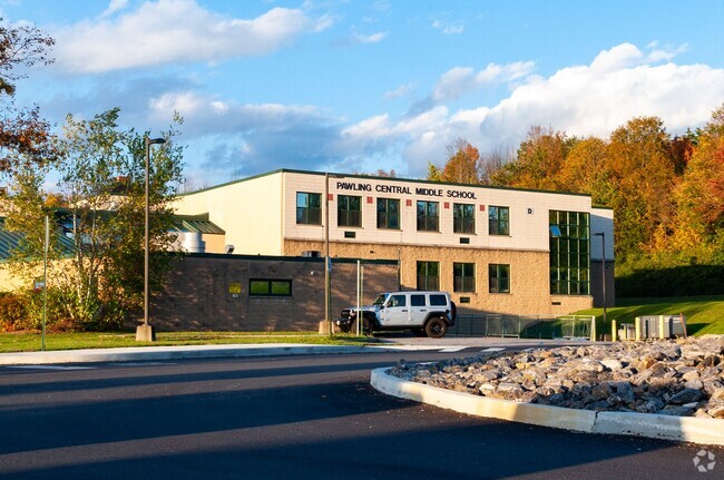 Pawling Middle School serves students in the Outlying Dutchess County community.