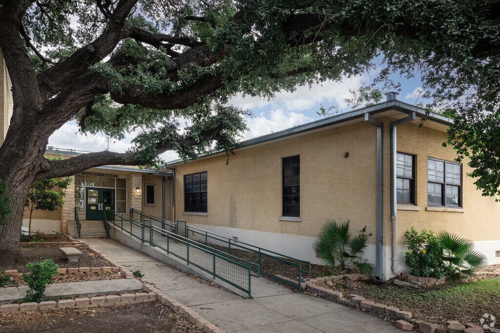 Educational opportunities abound at Storm Elementary School in San Antonio.
