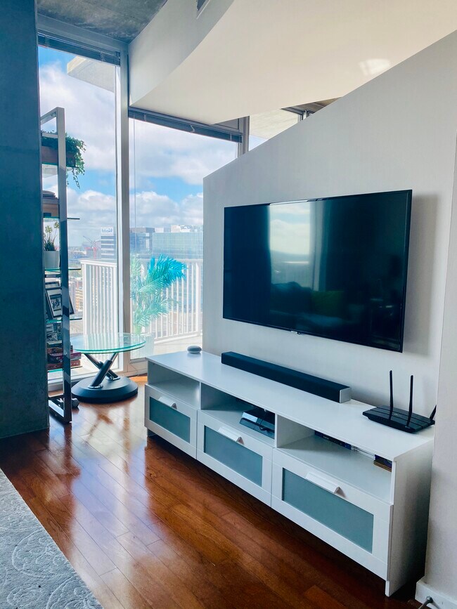 Spire unit 2109, Atlanta, GA 30308 - photo 4