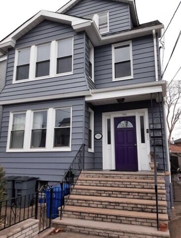 760 Hamilton St Unit floor 2, Harrison, NJ 07029