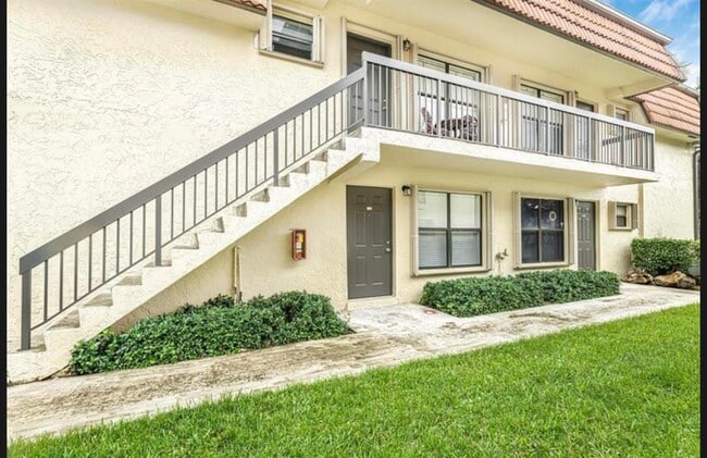 10066 NW 6th St unit 1, Pembroke Pines, FL 33024 - photo 2