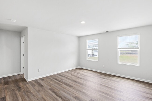 1082 Hanson Dr, Leland, NC 28451 - photo 3