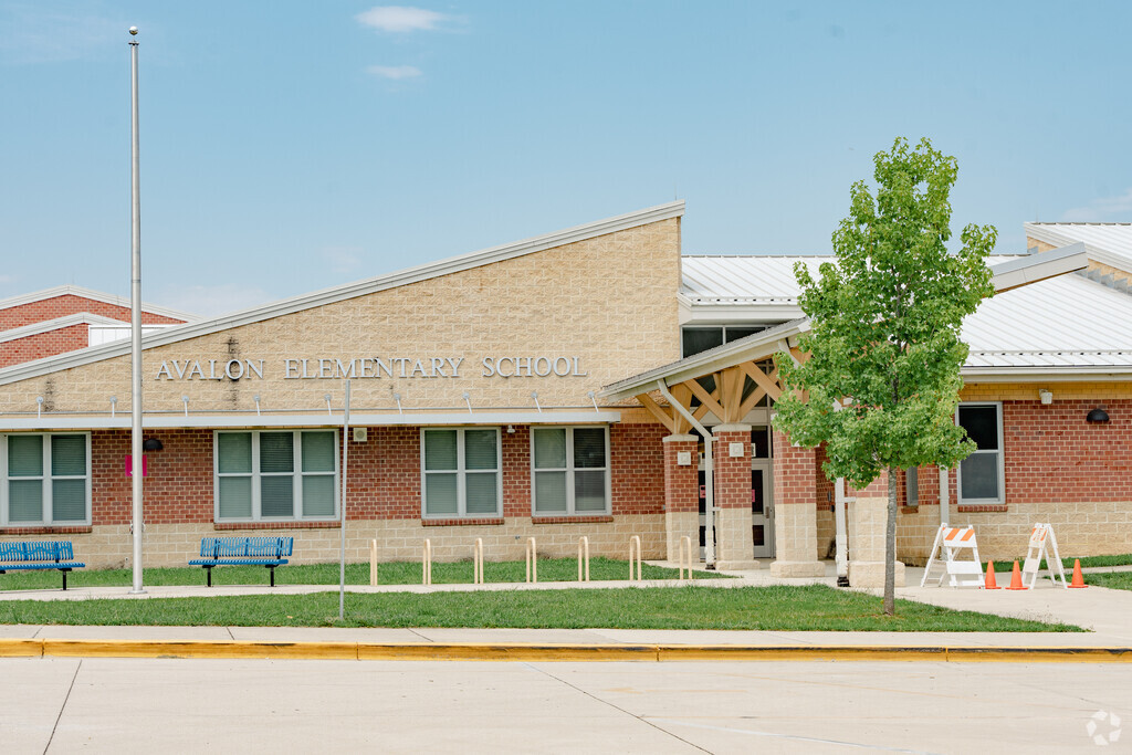 Avalon Elementary School is in the Oxon Hill neighborhood.