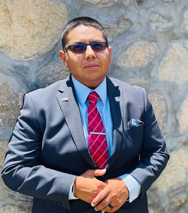 Agent Photo