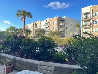 145 Pier View St Unit 145 Pier View #114, Charleston, SC 29492