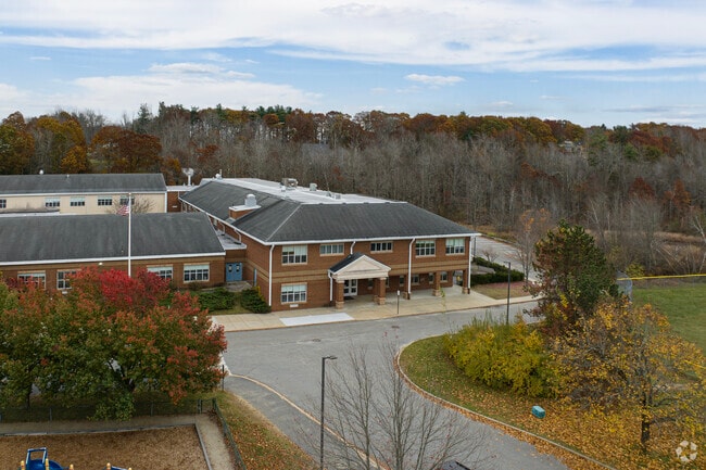 Westminster Elementary's main entrance is found behind Meeting House Elementary.