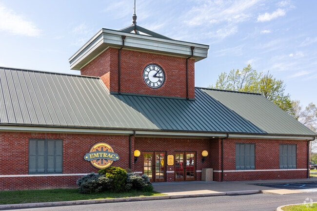 The Evansville Museum features a full-size locomotive.